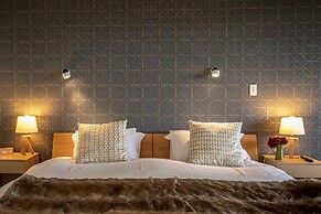 Chalet Eiger Lodge