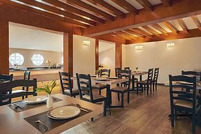 Country Inn Tarika, Goa, Varca Beach