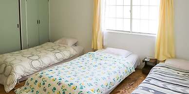 Guest House Shirahama R cafe – Caters to Women - Hostel