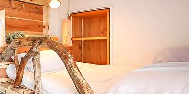 Guest House Shirahama R cafe – Caters to Women - Hostel