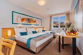 COLORFACTORY SPA Hotel