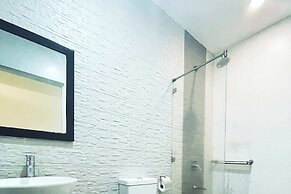 The ApplePeach House