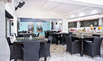 Hotel Santorini Casablanca Santa Marta