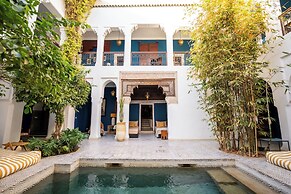 Riad Les Yeux Bleus