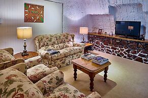 Underground Bed and Breakfast