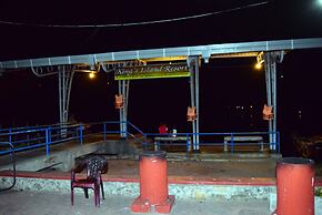 Guruge King's Island Resort