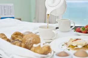 Ocean Edge Suites & Hotel Colombo