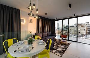 Mr. Promenade - By TLV2GO