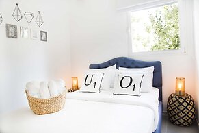 Mr. Promenade - By TLV2GO