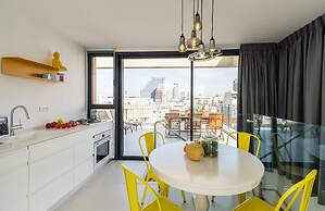 Mr. Promenade - By TLV2GO