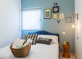 Mr. Promenade - By TLV2GO