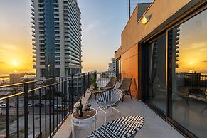 Mr. Promenade - By TLV2GO