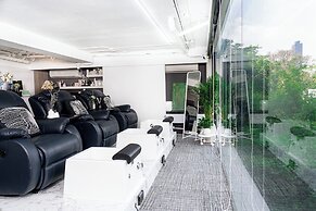 The Residence on Thonglor by UHG