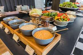 The Residence on Thonglor by UHG