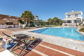 Alkyoni Villa