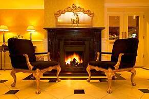 Step House Hotel