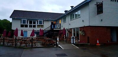 The Riverside Inn