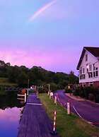 The Riverside Inn