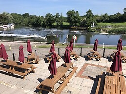 The Riverside Inn