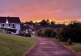 The Riverside Inn