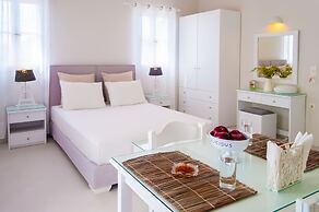 Milos Bay Suites