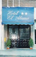 Hotel El Álamo