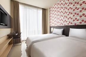 Lunara Home Living by Daphna Management