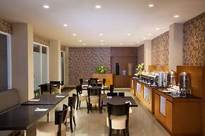 Lunara Home Living by Daphna Management