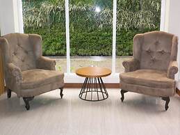 Lunara Home Living by Daphna Management