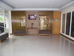 Lunara Home Living by Daphna Management