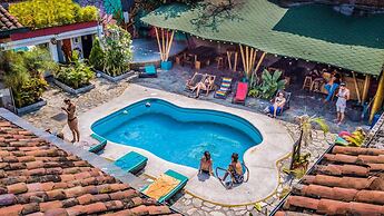 Viajero Cali Hostel & Salsa School