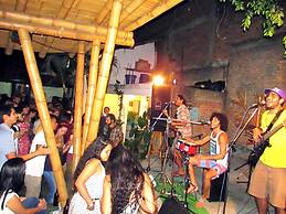 Viajero Cali Hostel & Salsa School