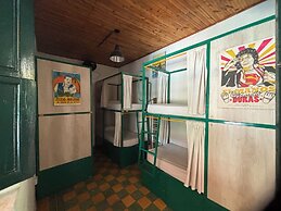 Viajero Cali Hostel & Salsa School