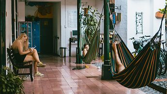 Viajero Cali Hostel & Salsa School