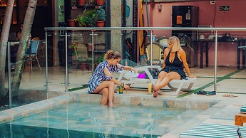 Viajero Cali Hostel & Salsa School