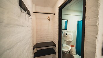 Viajero Cali Hostel & Salsa School