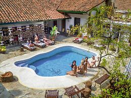 Viajero Cali Hostel & Salsa School