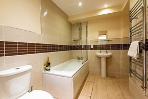 Waterview Deluxe Apartments