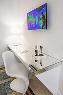 Home Boutique Luxury & Design