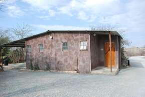 Oppi-Koppi Restcamp