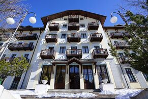 Palace Pontedilegno Resort