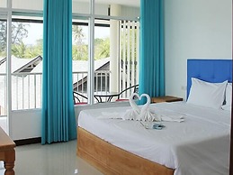 Baan Faa Talaychan Resort