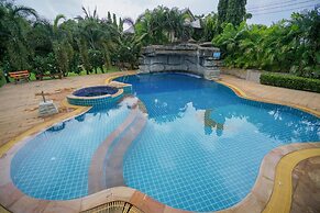 Baan Faa Talaychan Resort