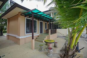 Baan Faa Talaychan Resort