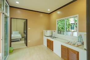 Baan Faa Talaychan Resort