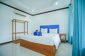 Baan Faa Talaychan Resort