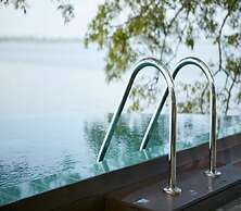 EKHO Lake House Polonnaruwa