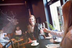 Hjorten Hotell Hitra