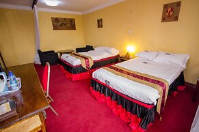 The Luke Hotel