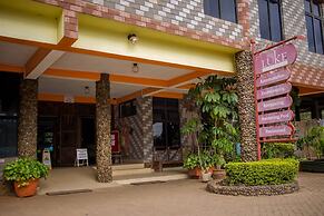 The Luke Hotel